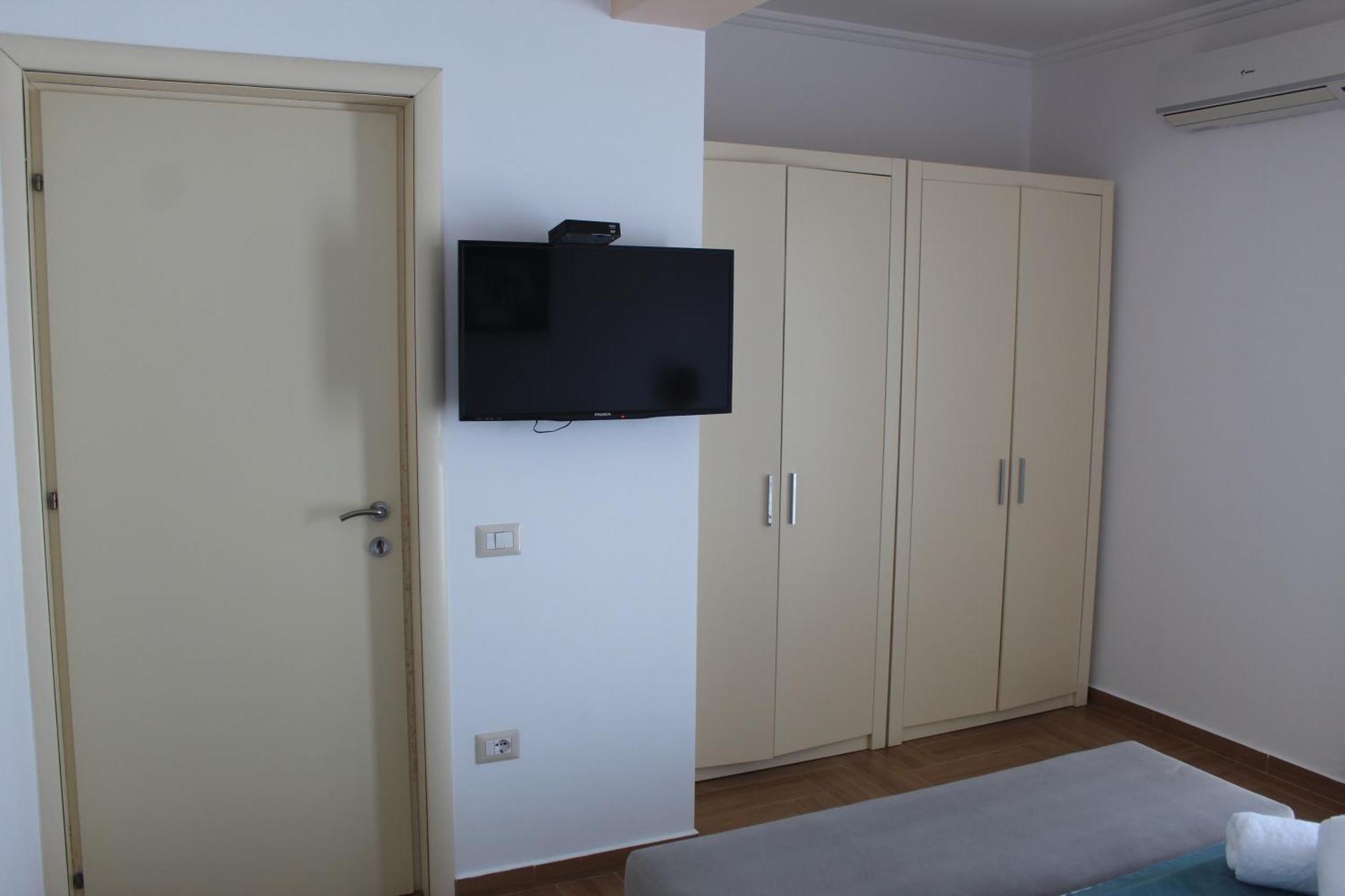 Hotel Agel Sarandë Exterior foto