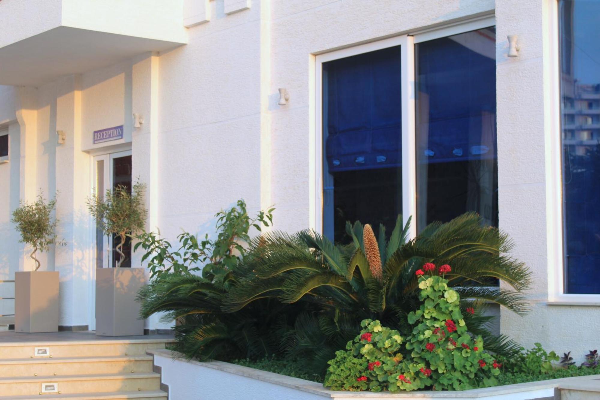 Hotel Agel Sarandë Exterior foto